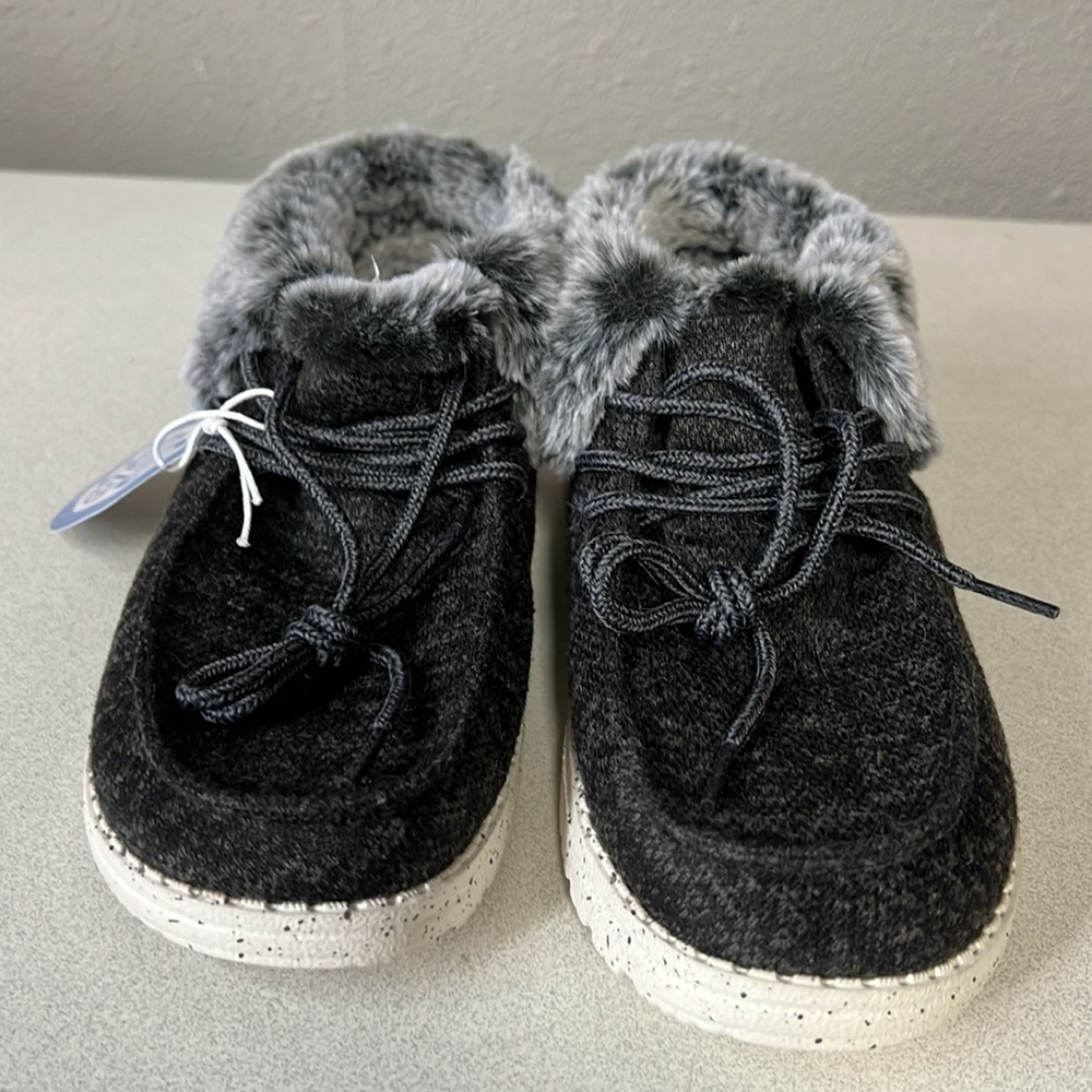 Hey Dude Charcoal Shoes with Faux Fur Lining - Picture 6 of 6